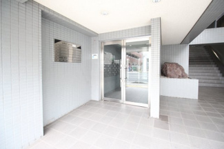 【エントランス】