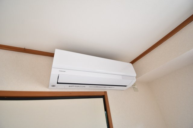 パレス金ヶ原の設備|冷暖房エアコン