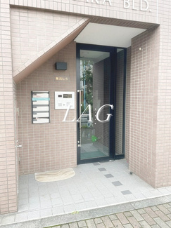【エントランス】 |  エントランスです。