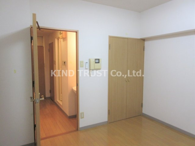 ランドマークシティ同心の居間・リビング|ゆったり過ごせるリビングです