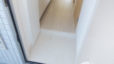 リブリ・ＭＩＹＡＢＩの玄関|全室フローリングになっています。