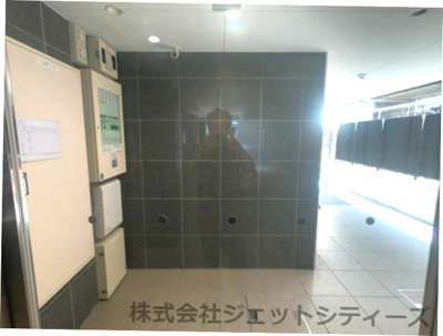 【ロビー】 | NUI南森町