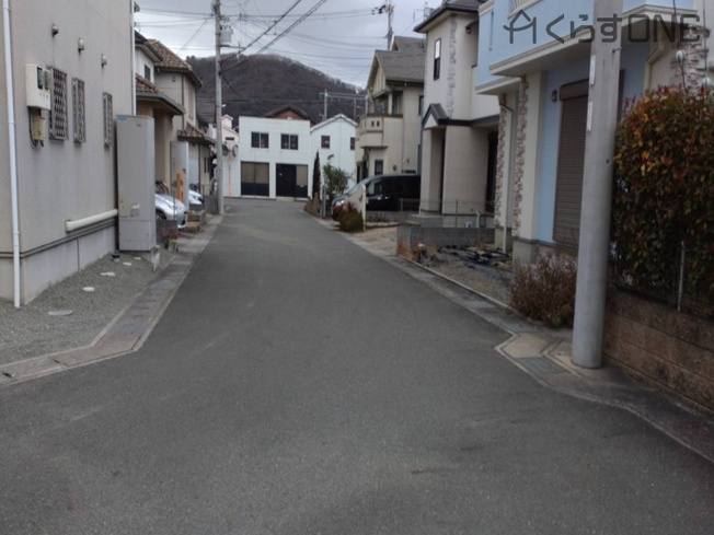 【前面道路含む現地写真】 | 揖保郡太子町太田／中古戸建