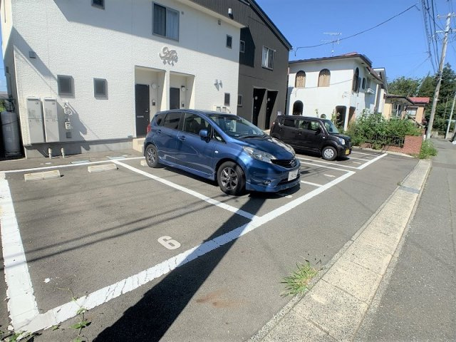 アートの駐車場