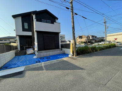 【前面道路含む現地写真】 | 守山区向台1期　全1棟　1号棟＜仲介手数料無料＞天子田小・大森中　新築一戸建て | 〈内覧予約キャンペーン実施中！〉マックスバリュde住まい相談までご連絡下さい。11/11撮影
守山区の新築一戸建てや不動産売買の事ならマックスバリュで住まい相談エムワイホームにお任せください。