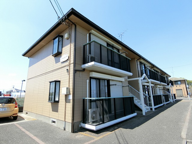 シャルムかしの木の外観
