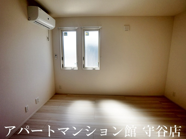モリヤエーワンの洋室