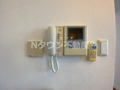 【セキュリティ】 | Gramercy Shiromi-dori | モニター付きインターフォンです。