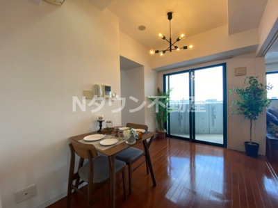 【内装】 | Gramercy Shiromi-dori | 内装は落ち着いています