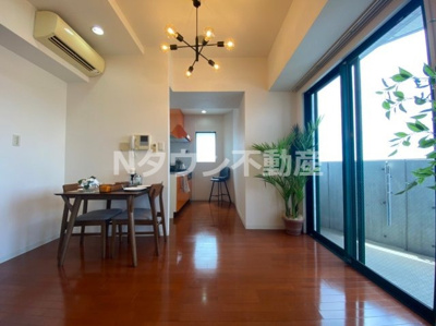 【洋室】 | Gramercy Shiromi-dori | 使い勝手のいい洋室です