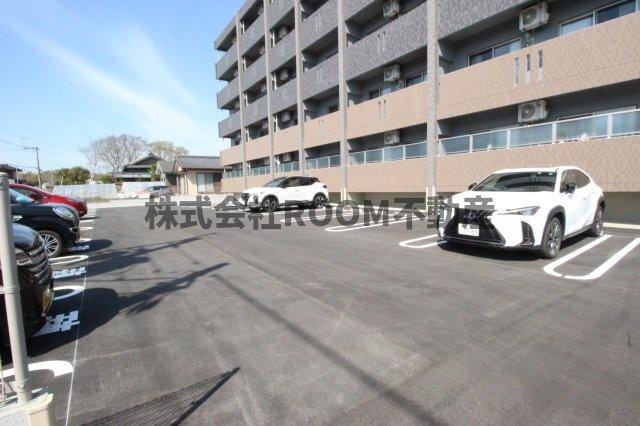 ライズ霧島の駐車場|駐車場です