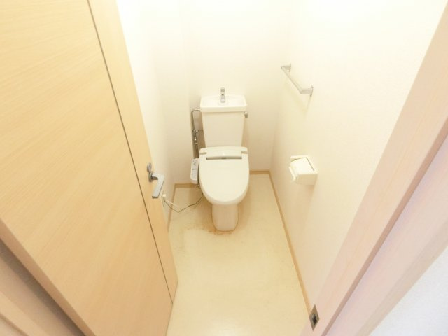 シャングリラ滝谷のトイレ|別部屋内装写真