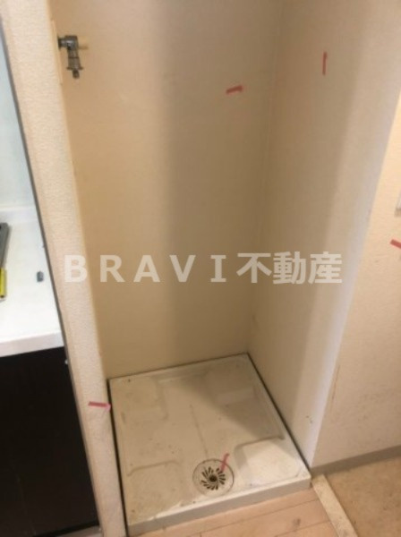 エステムプラザ大手前エヴァース BRAVI不動産の設備|【エステムプラザ大手前エヴァース】洗濯機置場