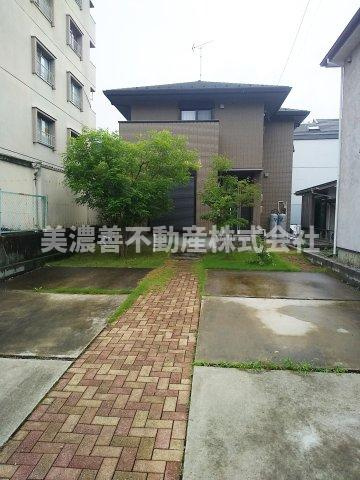 ５９０９９　岐阜市雄総桜町中古戸建ての外観