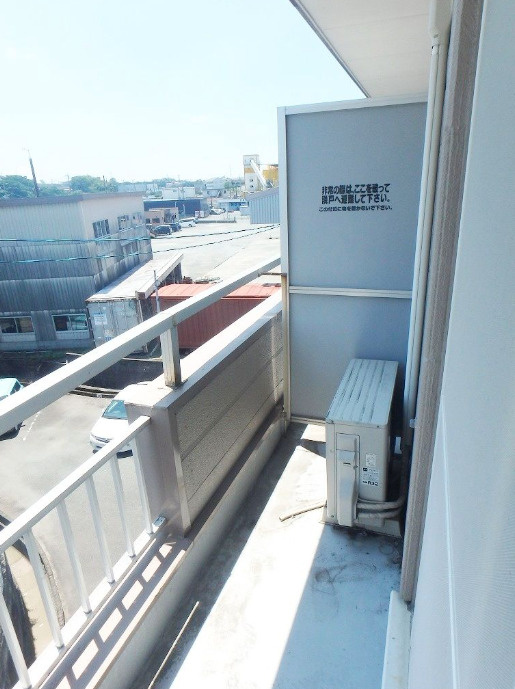 リノ・パラッツォ【１０，０００円キャッシュバック対象物件】のバルコニー|開放的で明るい空間を演出してくれるバルコニーです