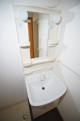 【独立洗面台】 | サンモールハイツA | ※同物件・同タイプの写真です。
