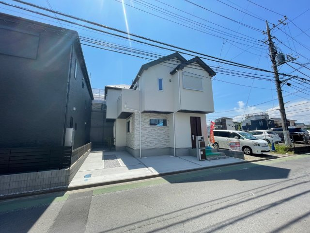相武台二丁目の前面道路含む現地写真