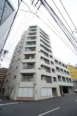 【外観】 | グレイス比治山（リノベーション済） | 現地（2022年7月17日12:00頃）撮影