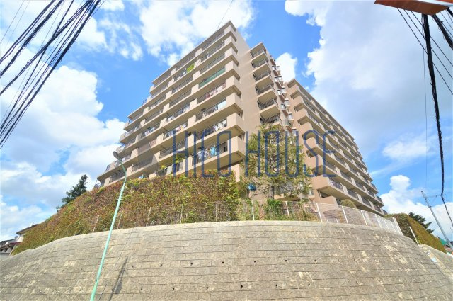 ファミール川越