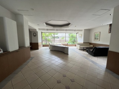 【ロビー】 | ポレスター医大前