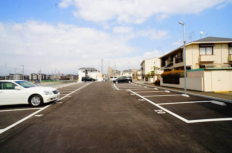 SAKURA VILLAGEの駐車場