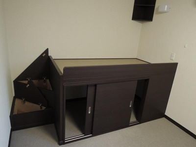 【居間・リビング】 | Kumagai | 造り付けベット