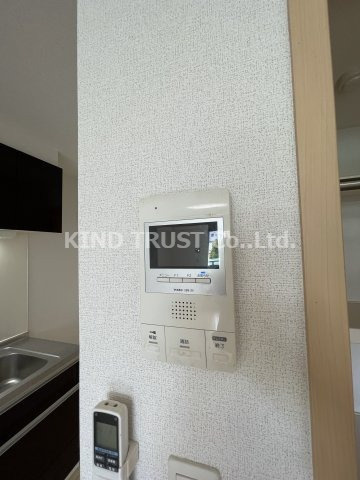 天神戎長柄のセキュリティ|モニター付きインターホンで安心