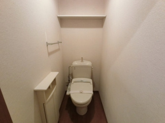 【トイレ】 | メゾン・ド・クロシェット　C | 落ち着いた色調のトイレです