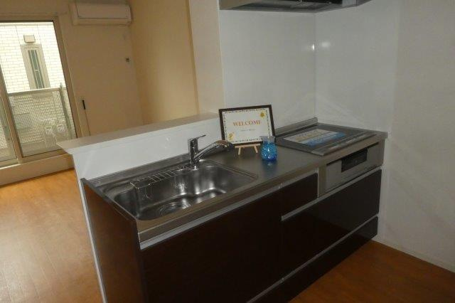 ソレイユみそらⅢのキッチン|３口IHコンロ付きシステムキッチン