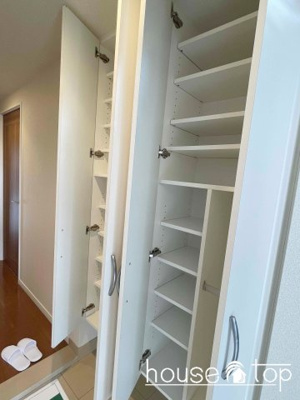 【収納】 | 甲子園三番町ハイツ（鳴尾北小・学文中学校区） | 甲子園三番町ハイツ