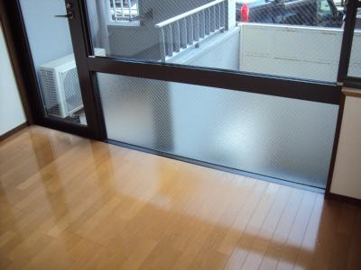 ヴェルビュ二条城東の内装|洋室