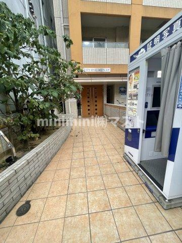 CITYSPIRE難波プレミアのエントランス