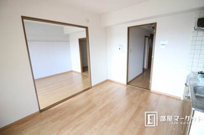 【居間・リビング】 | レイクアベニュー白鳥 | 同型タイプ