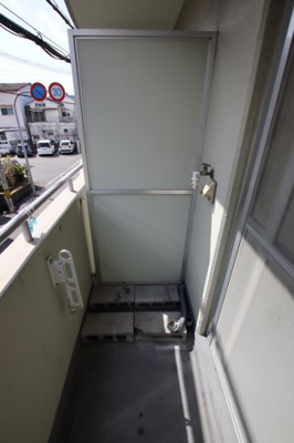 【設備】 | ベルドマー二 | 敷地外洗濯機置場