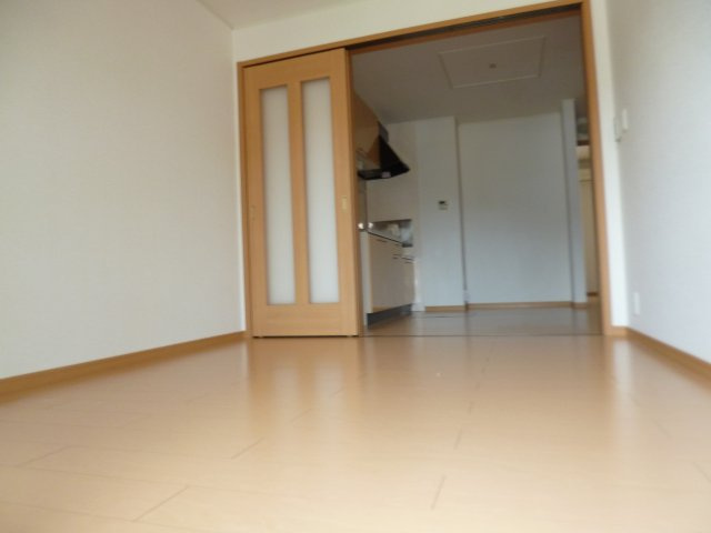 ガーデンハウスミルトの子供部屋|南側洋室