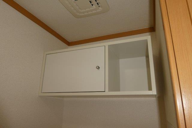 ショコラハウスのトイレ|トイレ棚