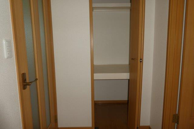 ショコラハウスの収納|廊下収納