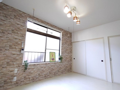 【洋室】 | セレーナ | 居室に照明付きです！