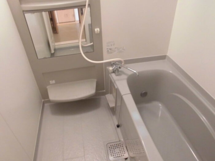 フローラの浴室