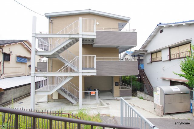 ルクール江坂　仲介手数料無料の外観