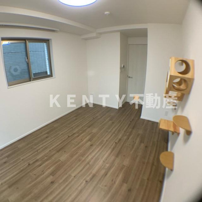 【居間・リビング】 | ＩＮＵＮＥＫＯ　ＨＩＬＬＳ　ＲＯＫＵＧＯＤＯＴＥ | こちらの居間で趣味の時間をお楽しみください
