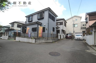 【前面道路含む現地写真】