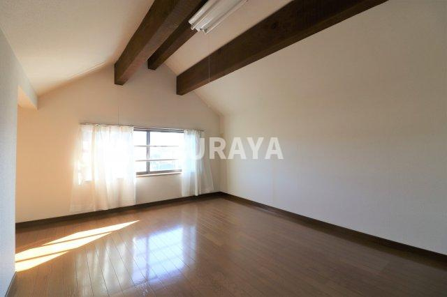 グレース勝沼のその他|屋根裏収納