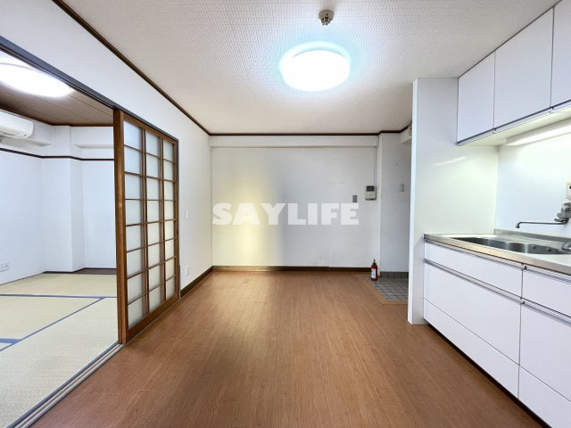 ライズコート永田の居間・リビング