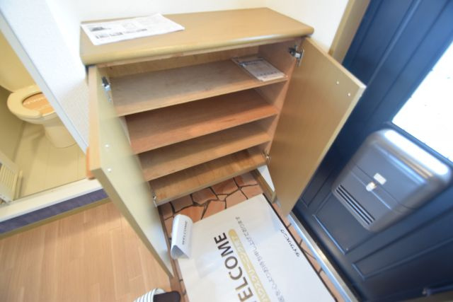 ロイヤルコート弐番館の玄関