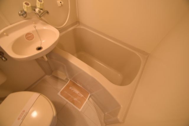 ロイヤルコート弐番館の浴室