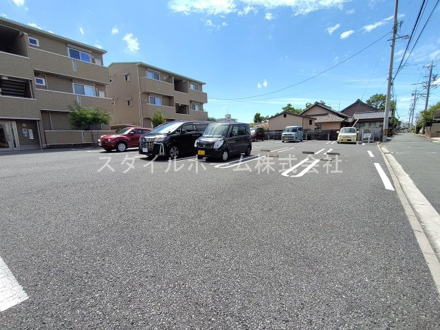 【駐車場】 | カーサ　デュエット　A棟