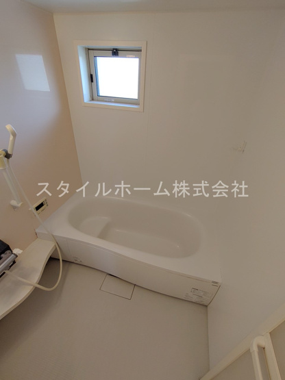 【浴室】 | カーサ　デュエット　A棟