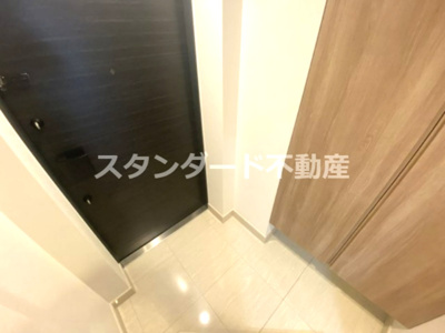 【玄関】 | ルネフラッツ谷町四丁目