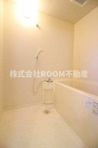 瀬戸山マンション1・2号館の浴室|きれいなお風呂です